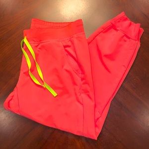 EUC petite large FIGS Zamora joggers scrub pants limited edition hot coral.
